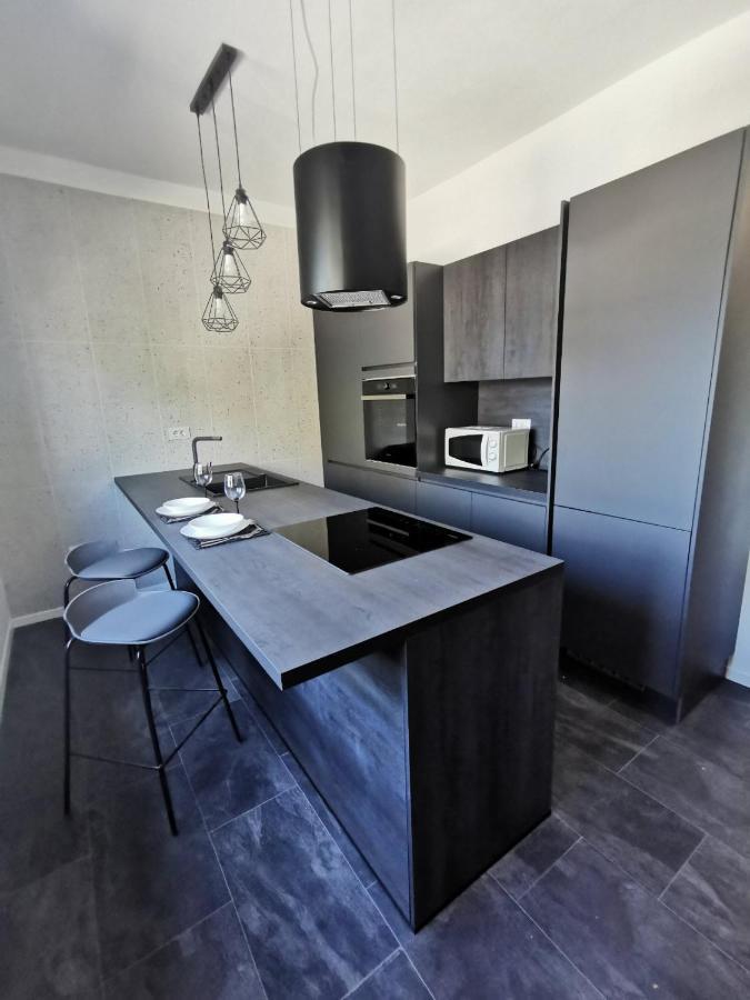 Oasis In The City Near Amfiteatar,Free Parking And Free Wi-Fi Pula Exteriör bild
