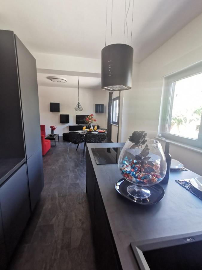 Oasis In The City Near Amfiteatar,Free Parking And Free Wi-Fi Pula Exteriör bild